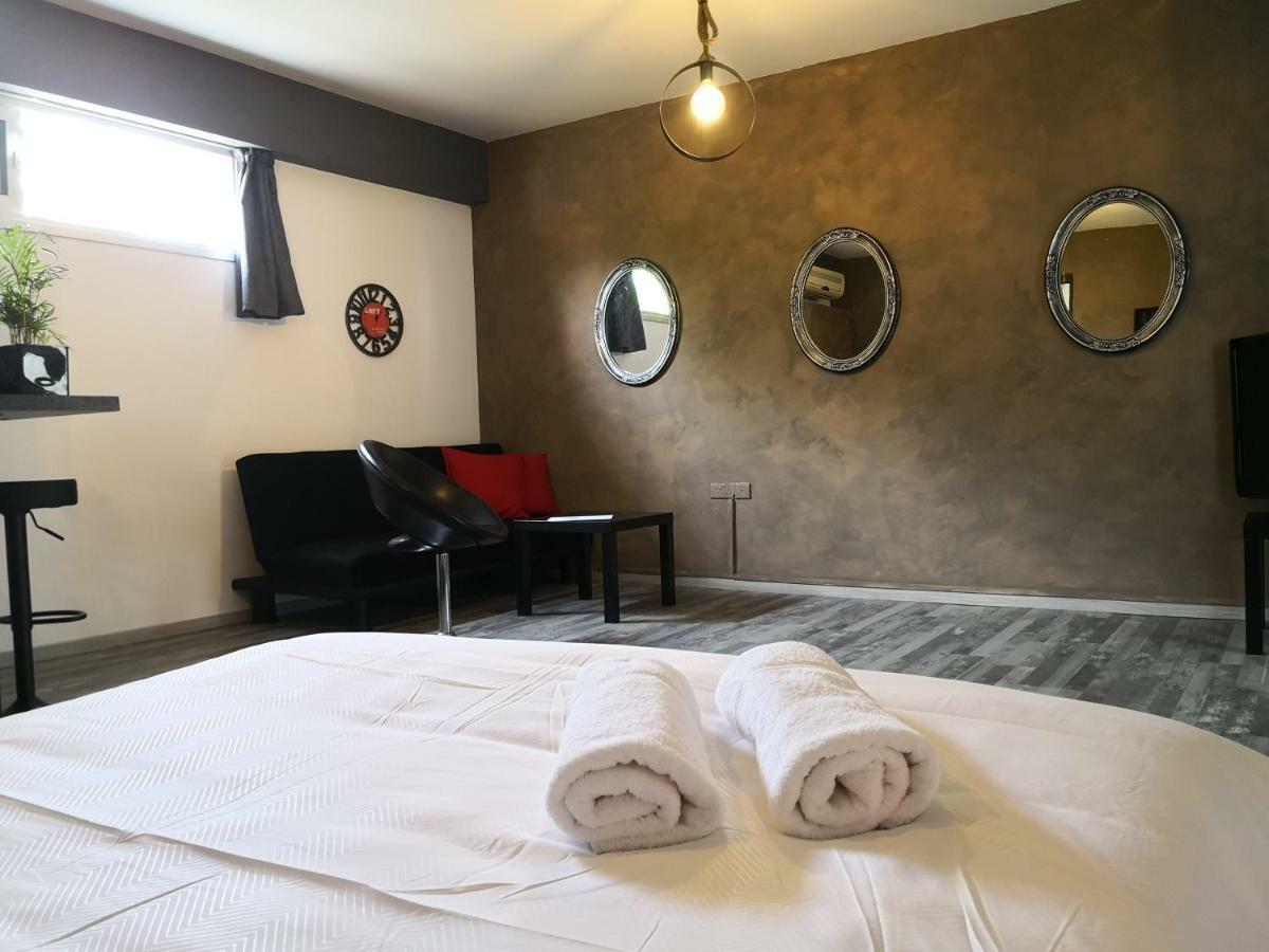 The Room لارنكا المظهر الخارجي الصورة
